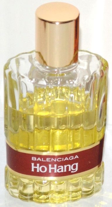 Cristobal Balenciaga Ho Hang